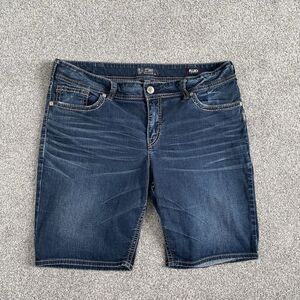 Silver Suki Mid Bermuda Shorts Dark Wash Fluid Denim Stretch Plus Size 20